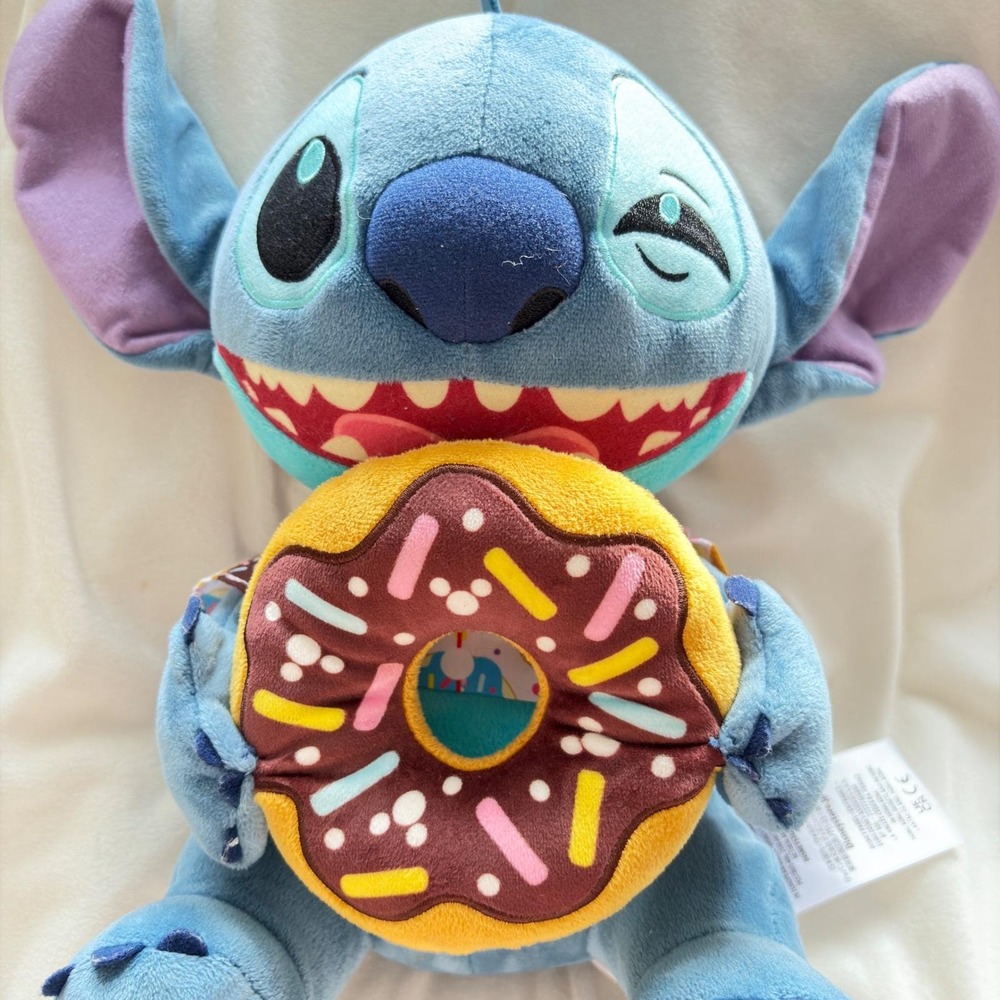 Disney Stitch Attacks Snacks Donut Plush Series 6/12 11" Lilo & Stitch